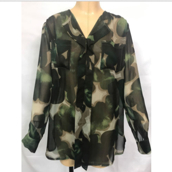 LENA GABRIELLE Tops - LENA GABRIELLE V-Neck Como Blouse/Tunic/Top